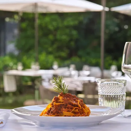 Palace San Pietro Отель Бардолино