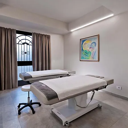 Palace San Pietro Отель Бардолино