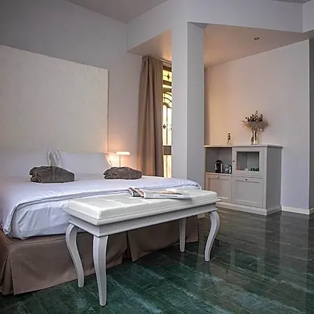 Palace San Pietro 4* バルドリーノ