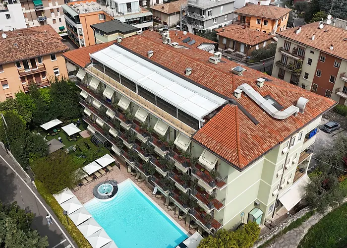 Palace San Pietro Μπαρντολίνο