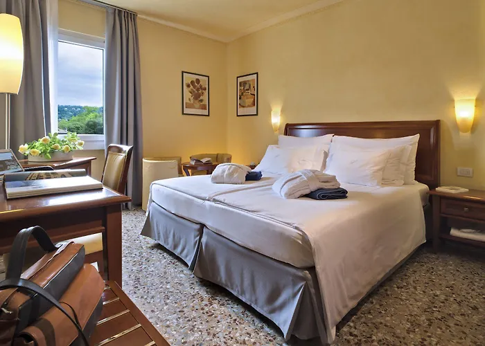 Palace San Pietro 4* ברדולינו